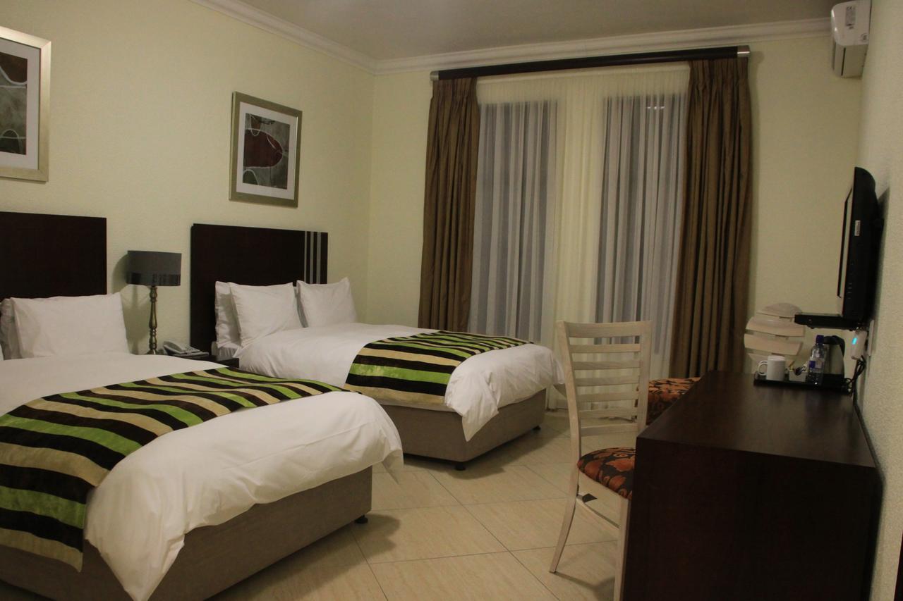 Karibu Leisure Resort Thapane 外观 照片